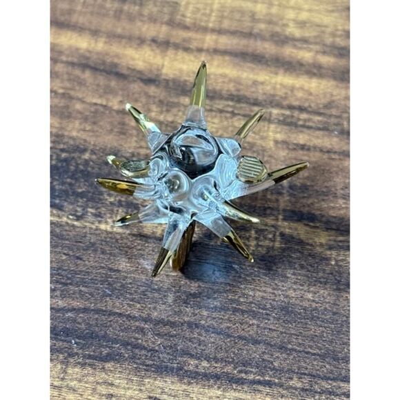 Glass Puffer Fish Figurine 1.75" w/ Gold Tips - Picture 6 of 6